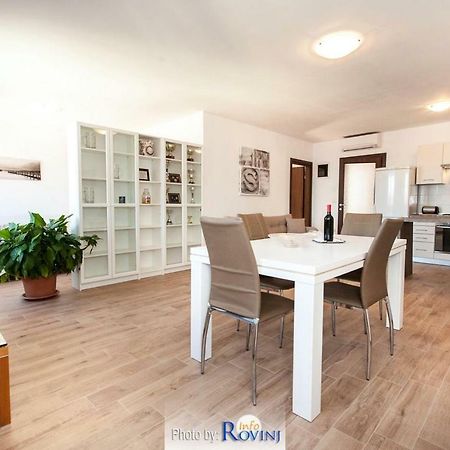 Ondina 2 Appartement Rovinj Buitenkant foto