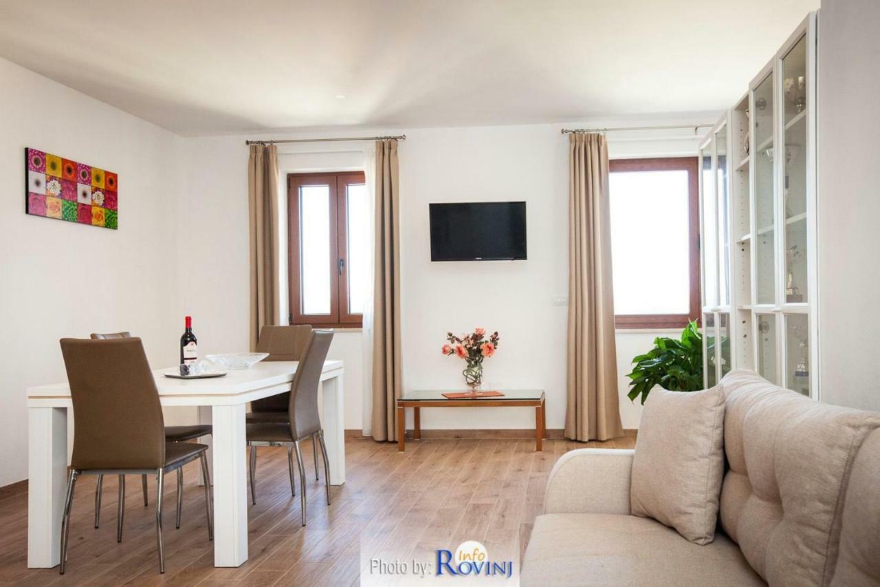 Ondina 2 Appartement Rovinj Buitenkant foto