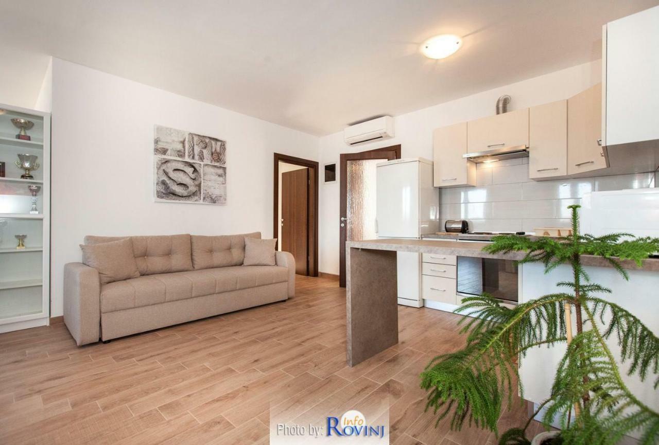 Ondina 2 Appartement Rovinj Buitenkant foto