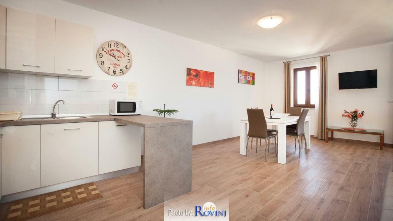 Ondina 2 Appartement Rovinj Buitenkant foto
