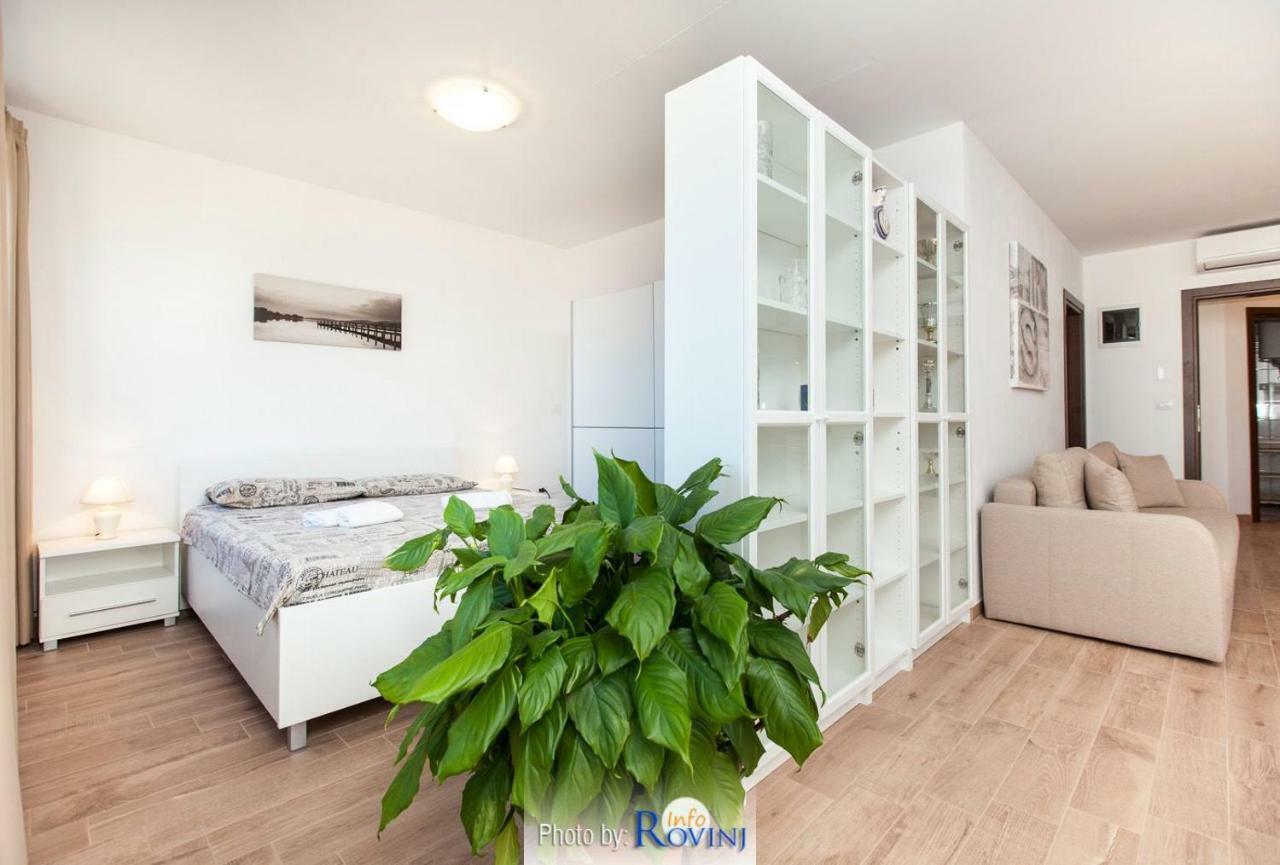 Ondina 2 Appartement Rovinj Buitenkant foto