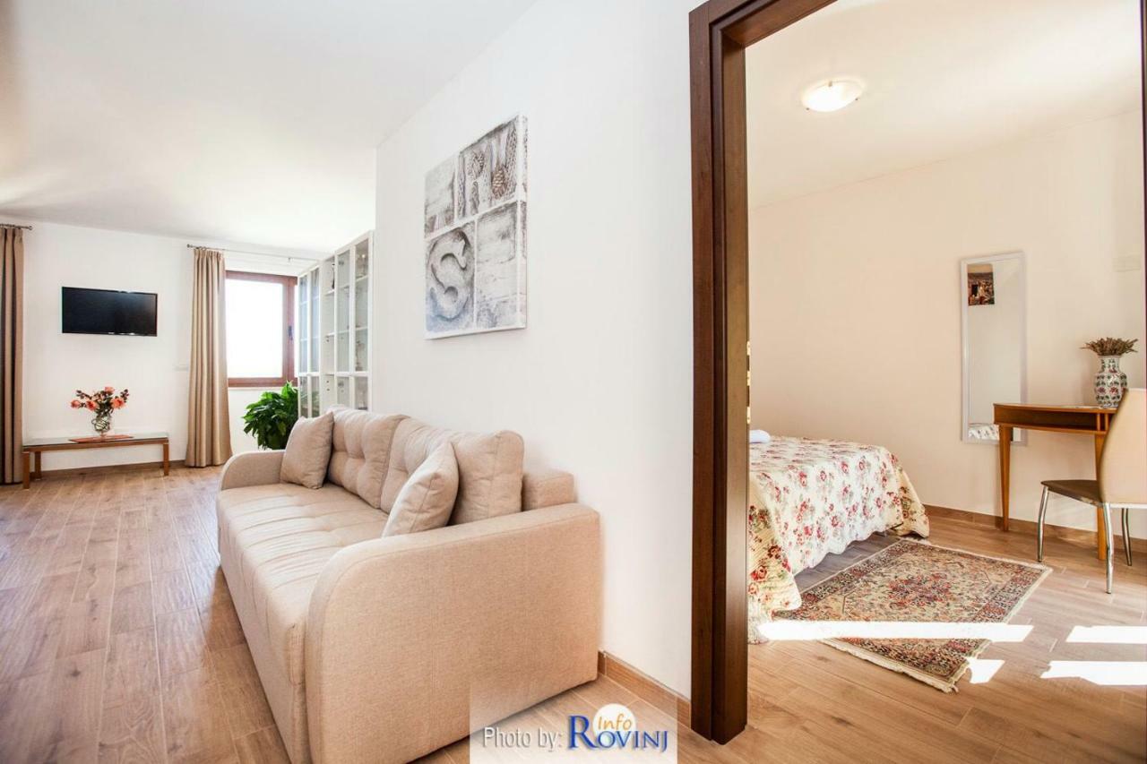 Ondina 2 Appartement Rovinj Buitenkant foto