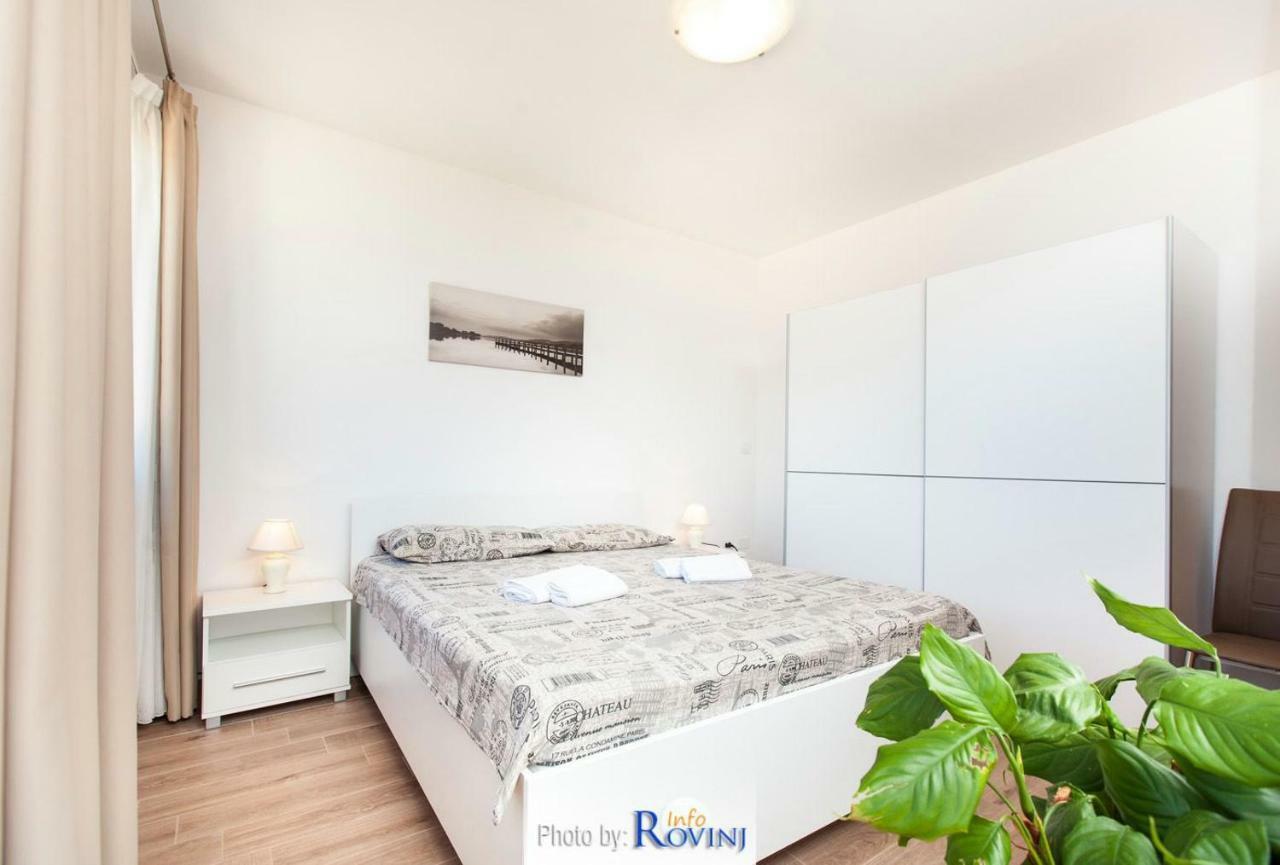 Ondina 2 Appartement Rovinj Buitenkant foto