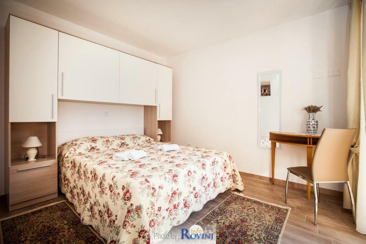 Ondina 2 Appartement Rovinj Buitenkant foto